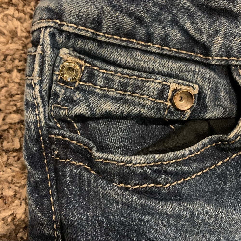 Women’s Miss Me Jeans - Picture 8 of 10